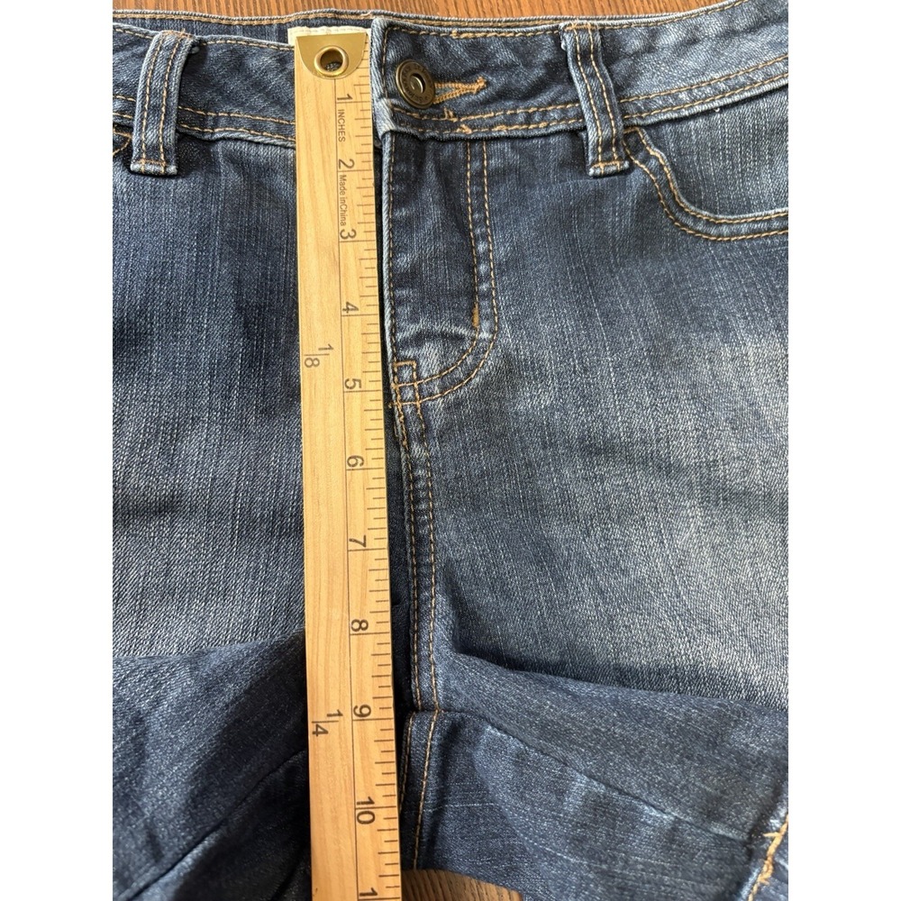 St Johns Bay Ladies Denim Shorts Size 4 Classic Cotton Blend Dark Stone Wash - Picture 6 of 12